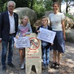 De directeuren met de kinderdirecteuren – Ambassadeurs Hunebedden 1