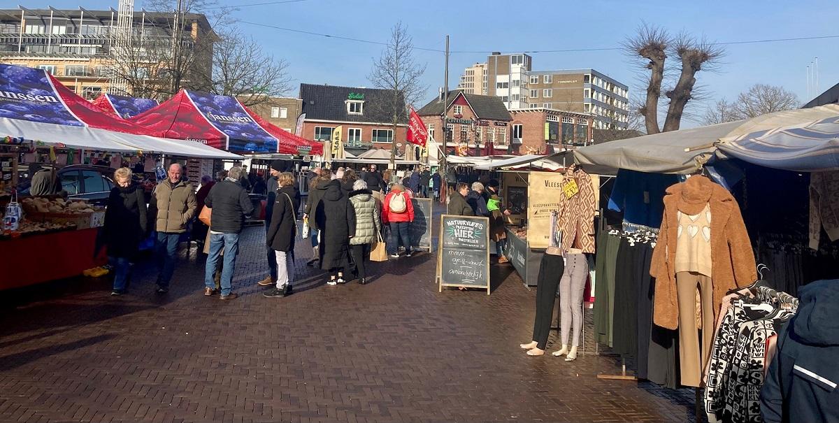 Warenmarkt op Goede Vrijdag in Emmen